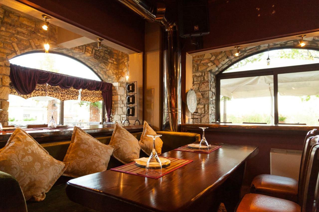 Kalívia Aiolides Hotel מראה חיצוני תמונה